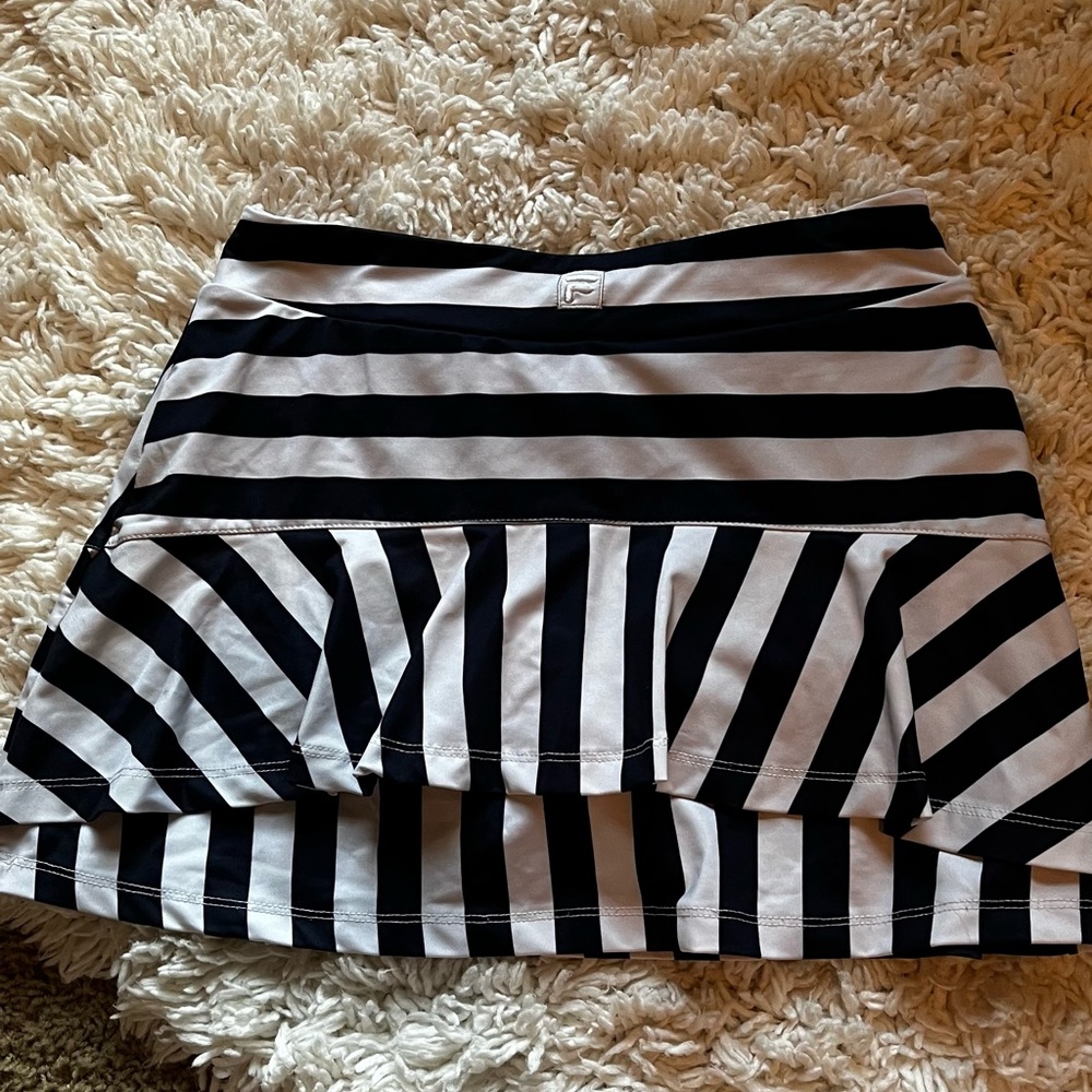 Youth large fila tennis skirt